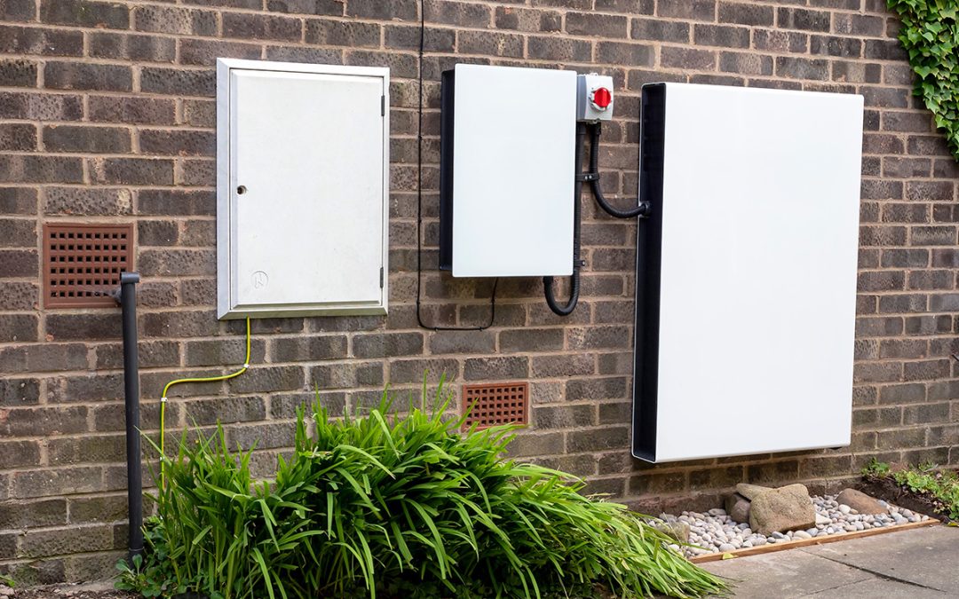 How Big a Solar Battery Do I Need in Victoria?